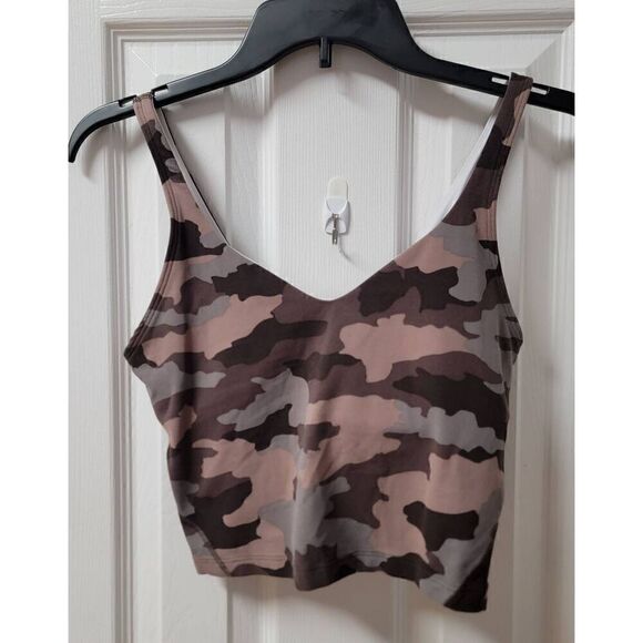 Lululemon Aling Tank Bra 6 - Picture 3 of 7